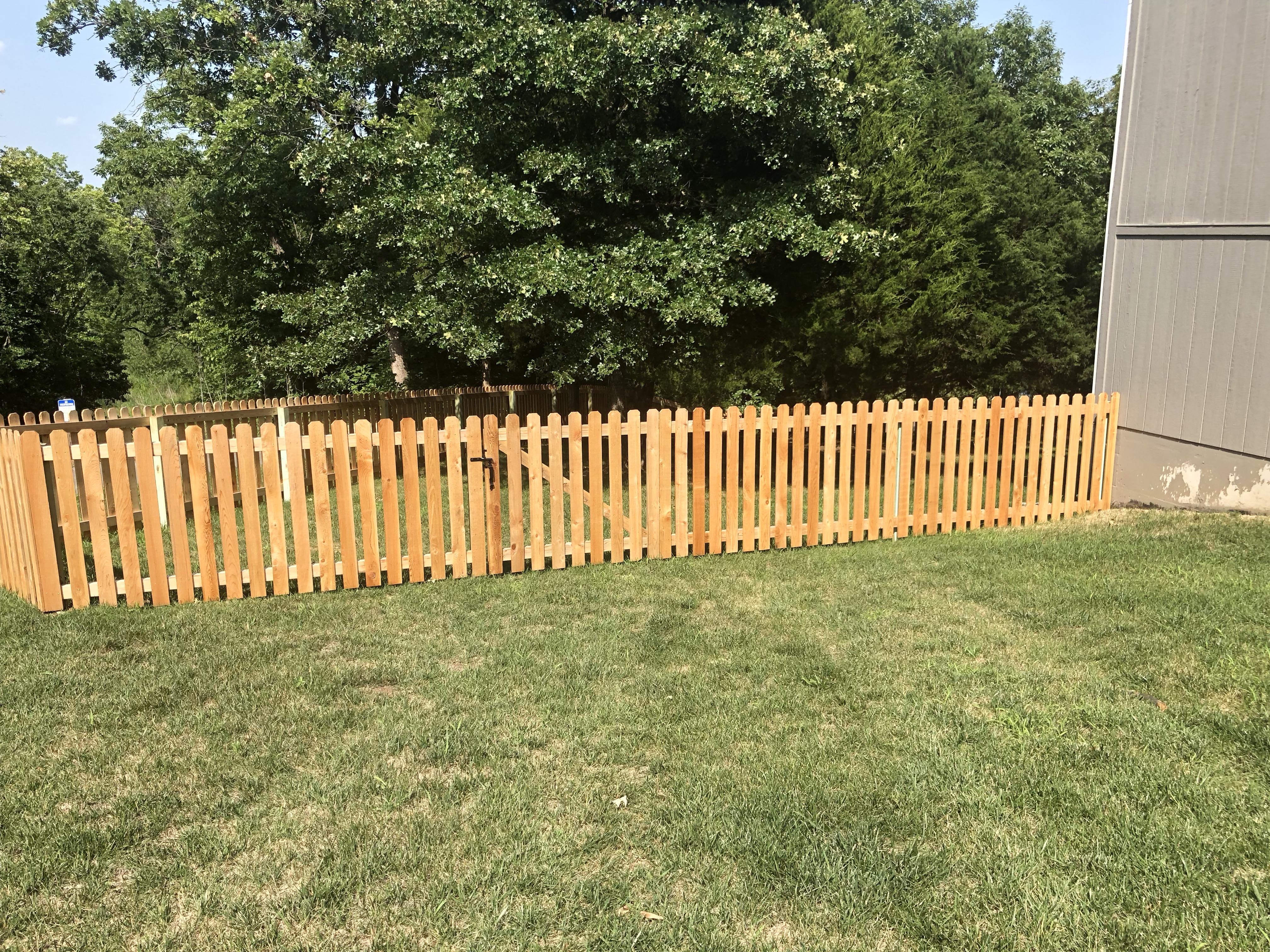 short-semi-privacy-wood-fence